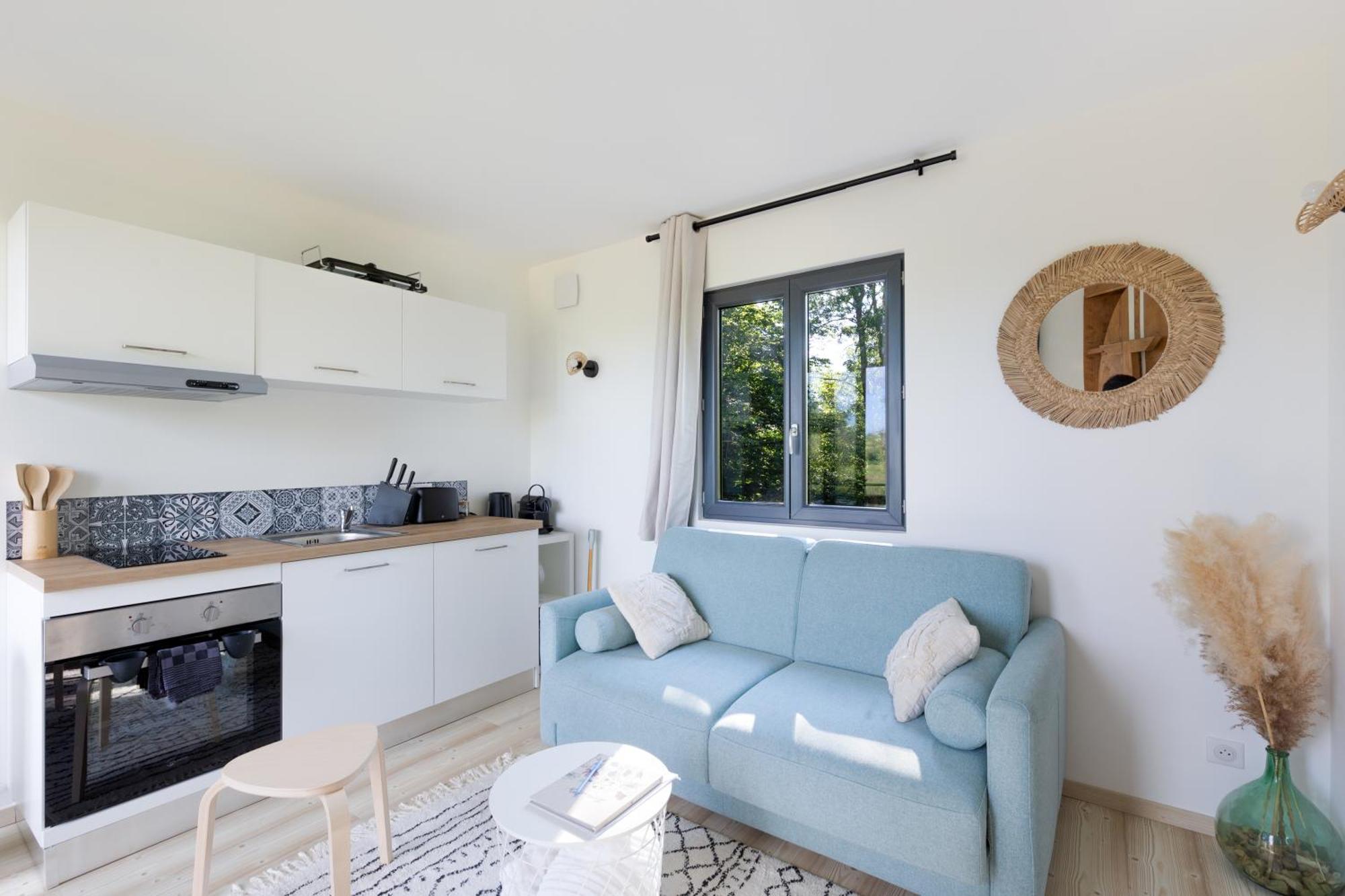 La O Reves Chalet Genouilleux